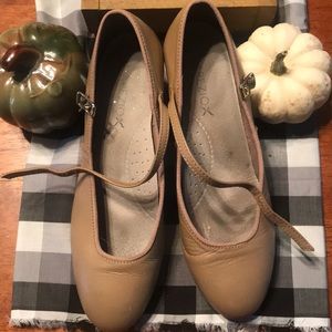 Tap shoes